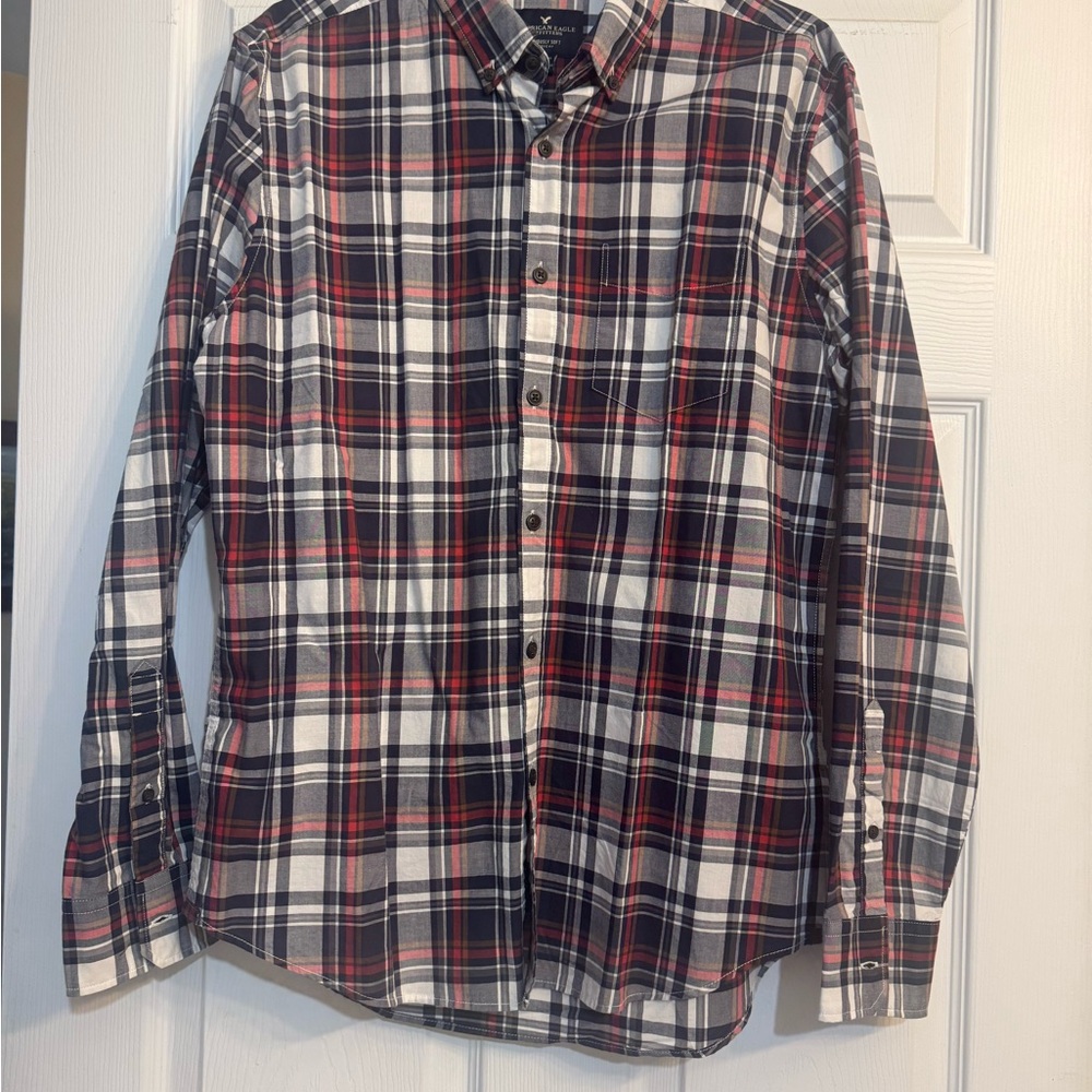 American Eagle Outfitters NWOT Plaid Shirt - Navy, Red, and White